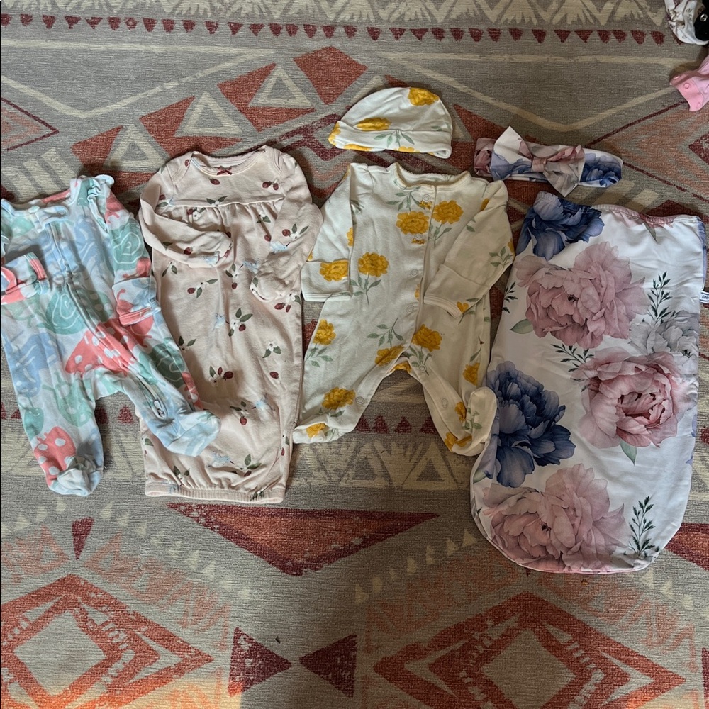 Floral and Animal Print Baby Onesies Set